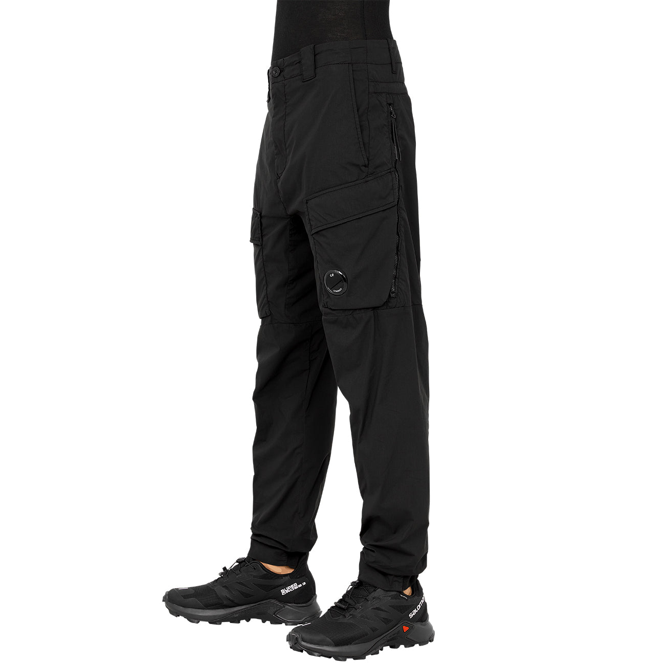 C.P. Company フラットナイロン カーゴパンツ ブラック50 C.P. COMPANY フラットナイロン カーゴパンツ 人気 パンツ・ボトムス