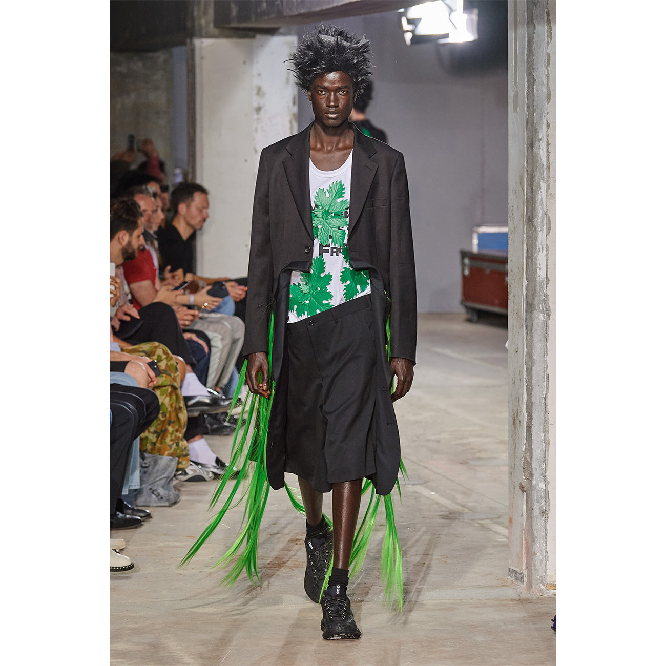 LEAF TEE SHIRT BLACK