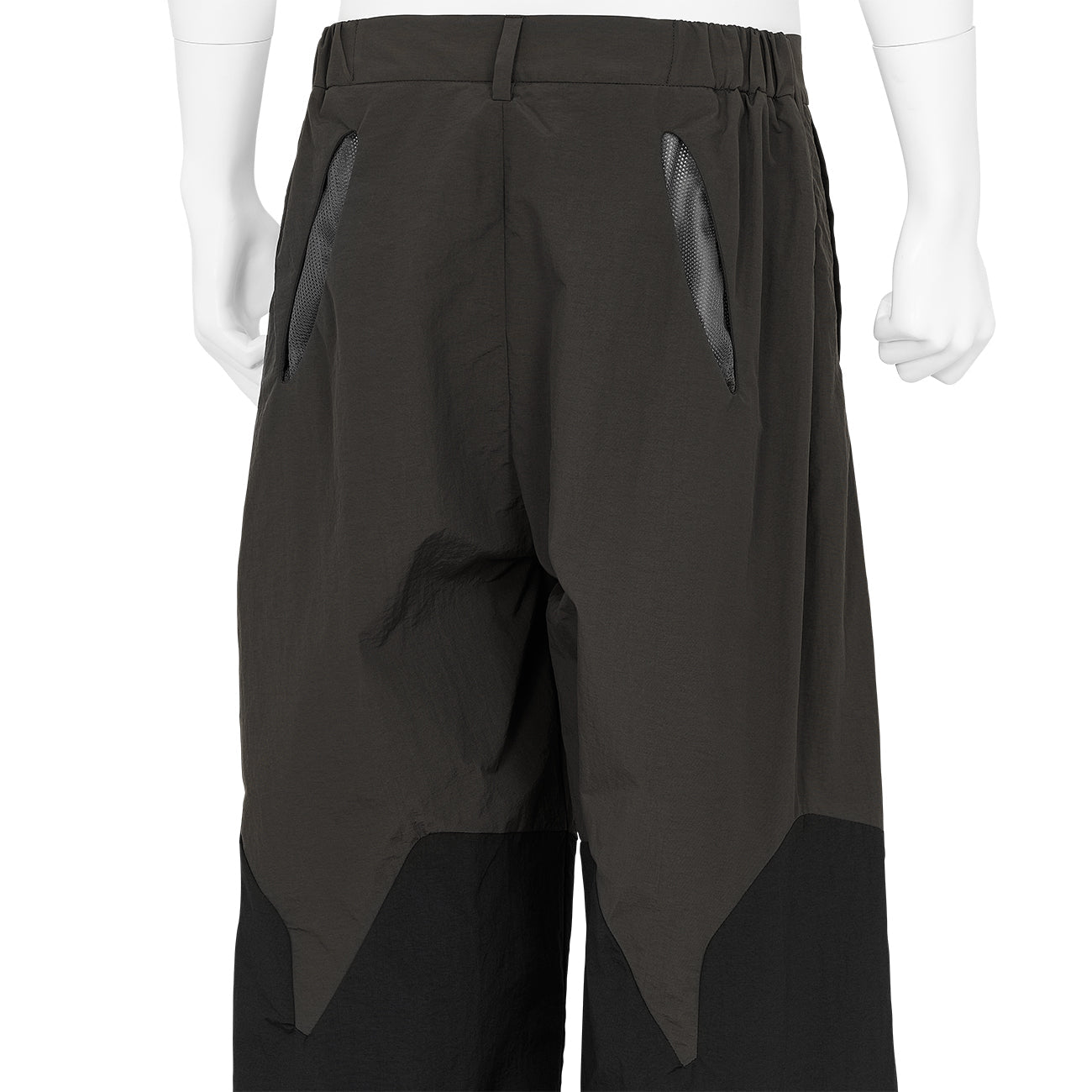 APERTURE TRACK PANTS BROWN BLACK