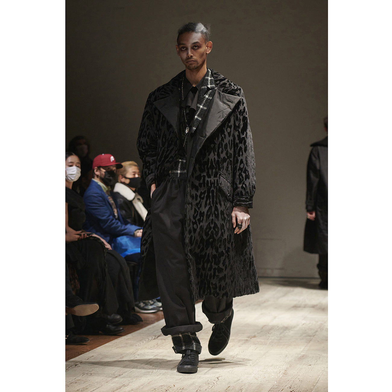 BLACK DENIM CARGO PANTS BLACK