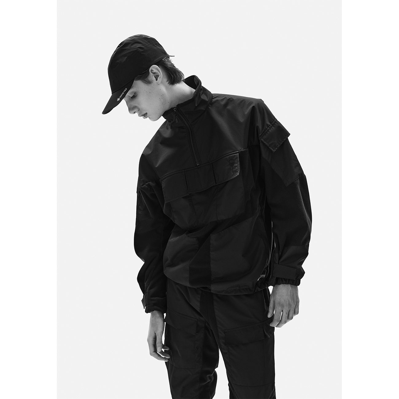 WINDSTOPPER BY GORE-TEX LABS 2L POLARTEC OUTER BLACK