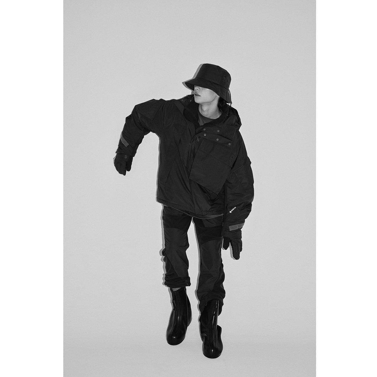 GORE-TEX PRIMALOFT SHELL JACKET BLACK