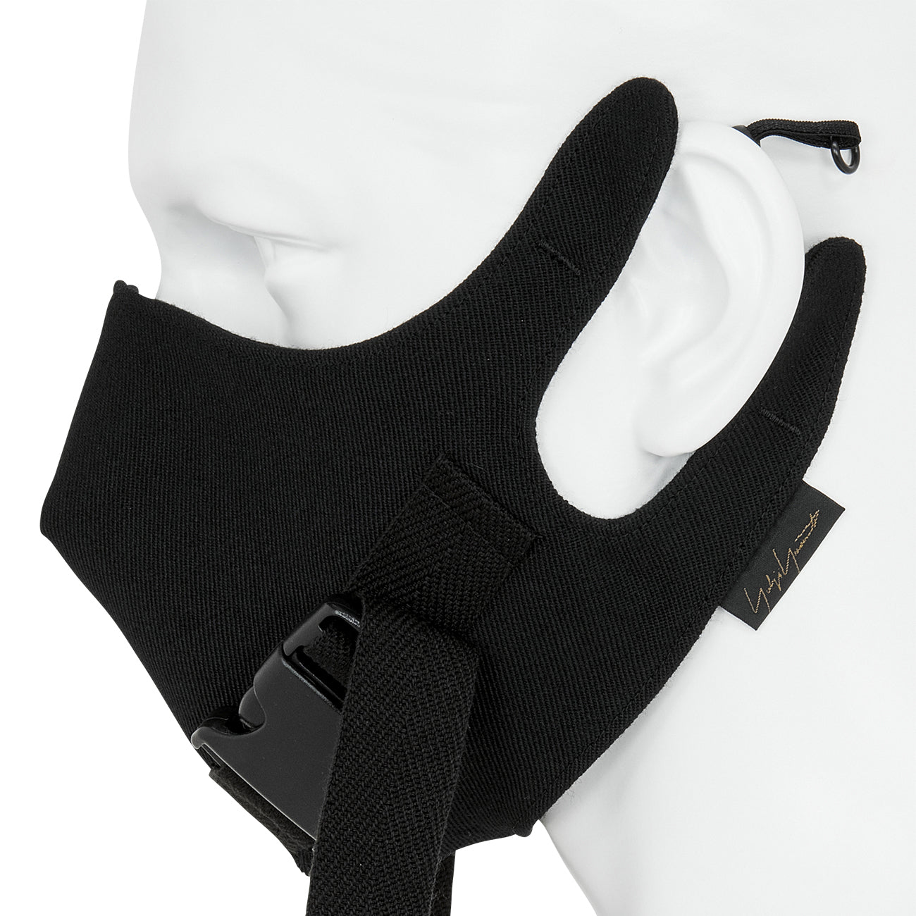 MASK WITH BUCKLE BLACK