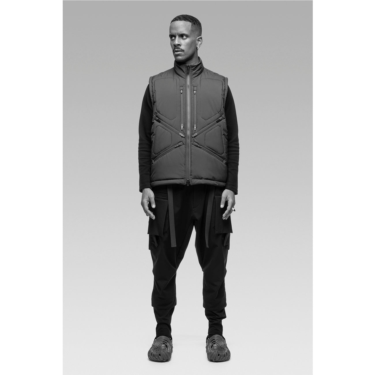 V91-WS WINDSTOPPER® PRIMALOFT® MODULAR LINER VEST BLACK