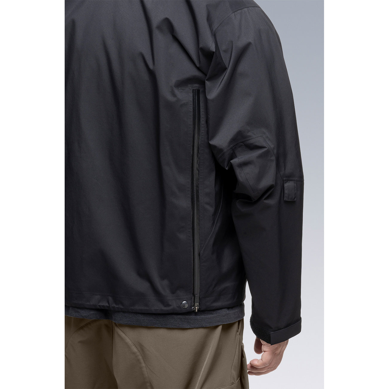 J101-GT 3L GORE-TEX PRO INTEROPS JACKET BLACK