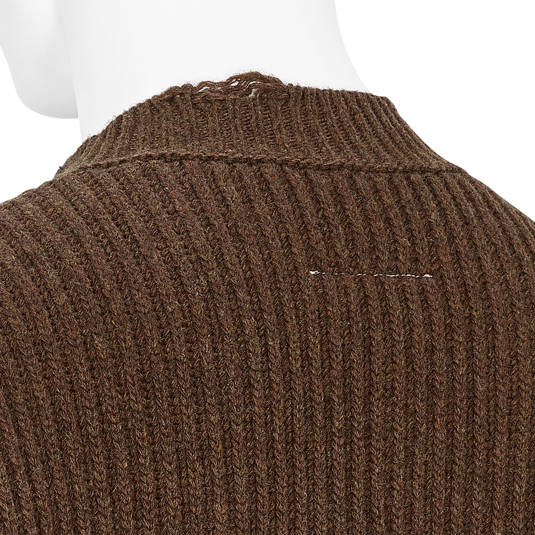 DAMAGED V NECK KNIT BROWN