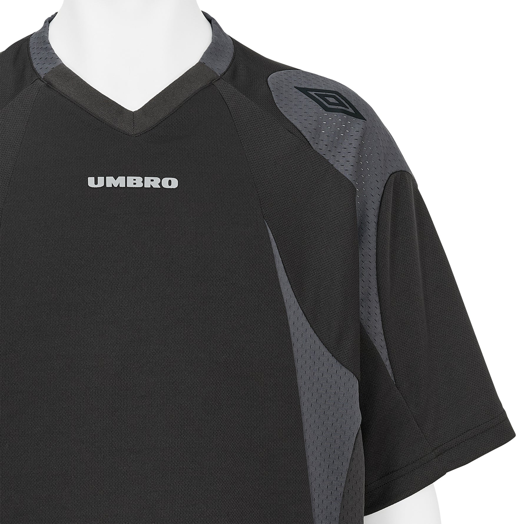 TRAINING 08 10 TEE SHIRT BLACK