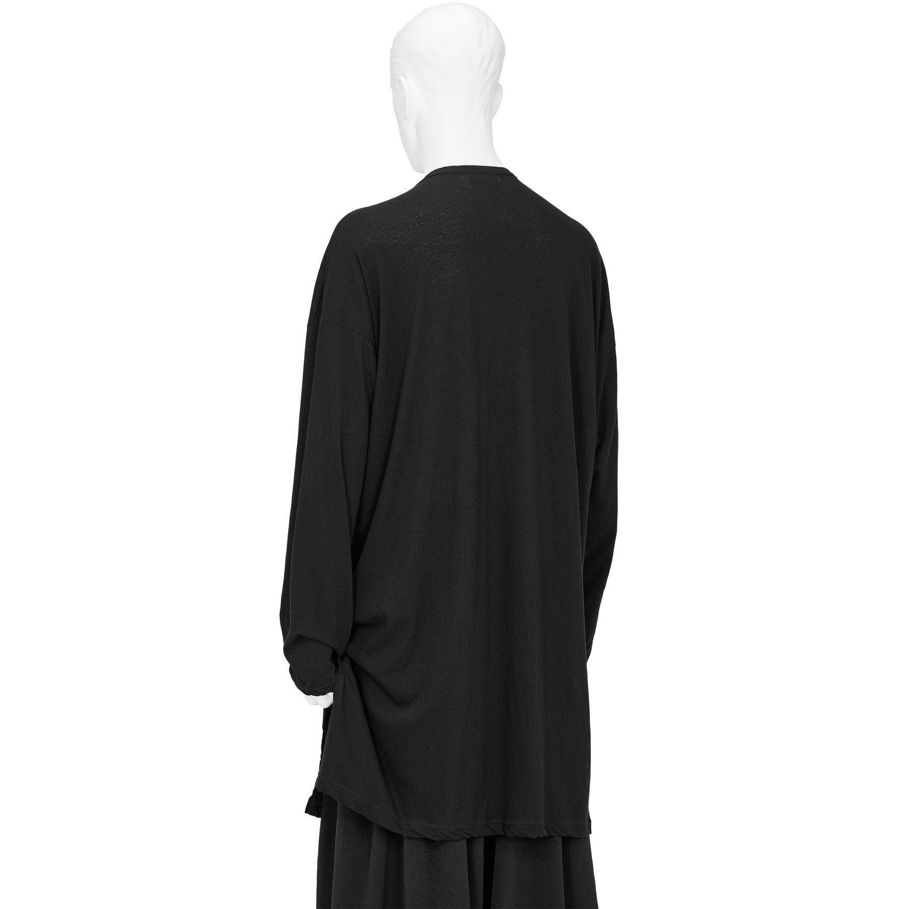 HIGH TWISTED JERSEY DESIGN NECK LINE GUSSET L/S TEE BLACK