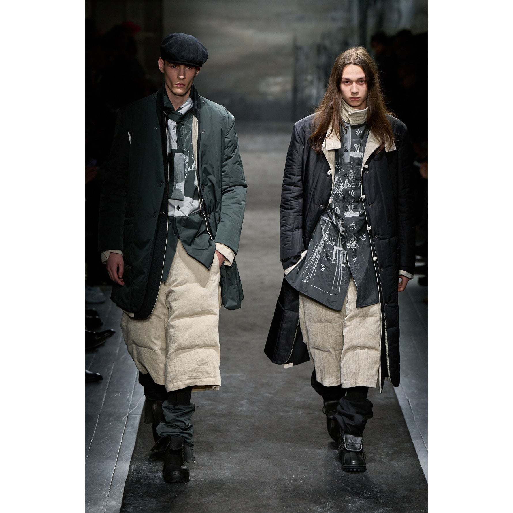 DESSIN MOTIF STAND COLLAR PADDED JACKET BLACK