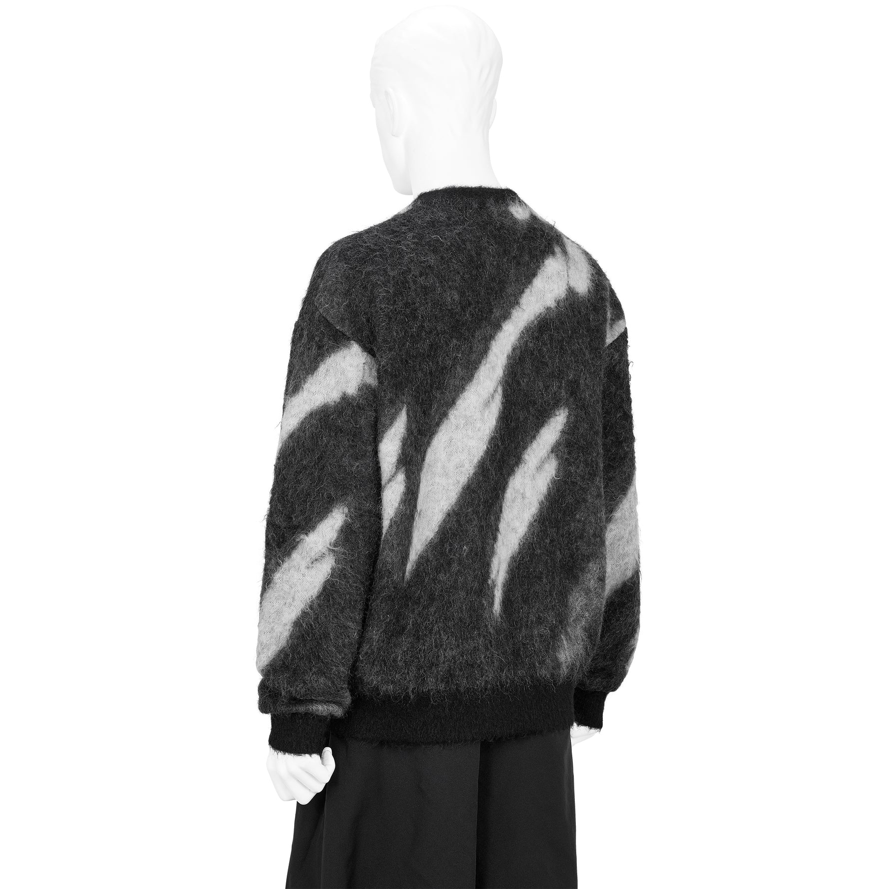 KID MOHAIR JACQUARD KNIT BLUR BLACK