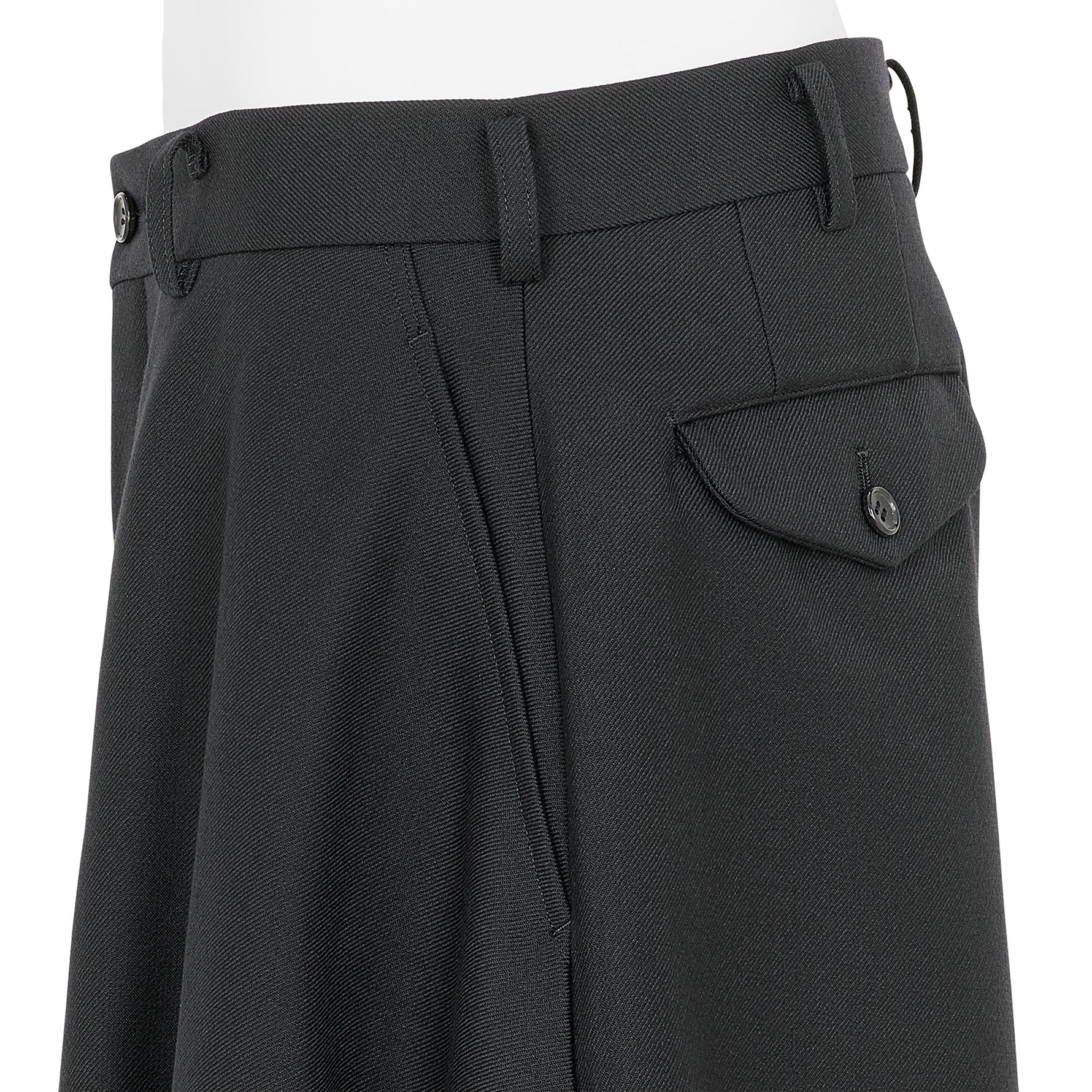 HEM DOUBLE SHORTS BLACK