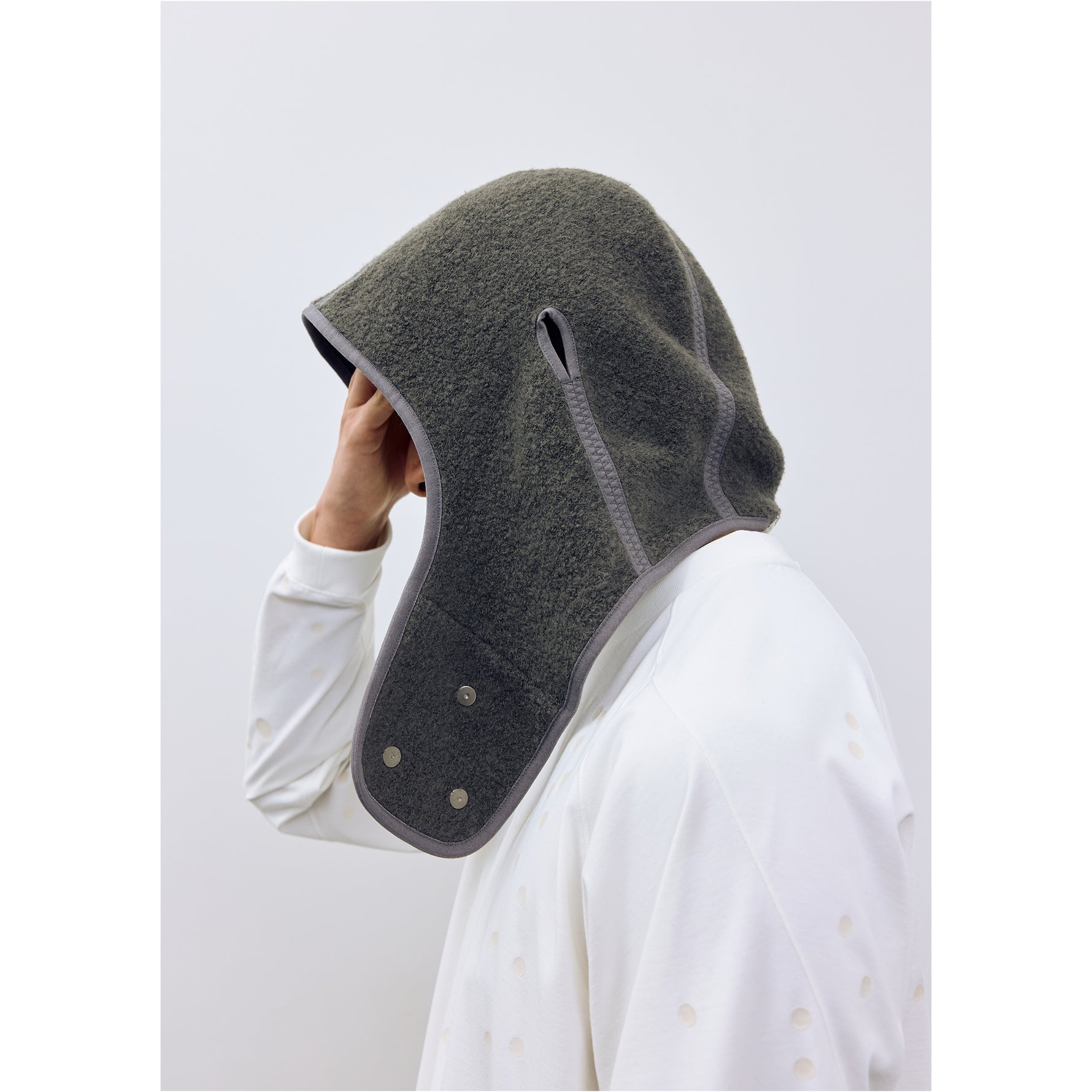 WOOL FLEECE HOOD DARK LAVA