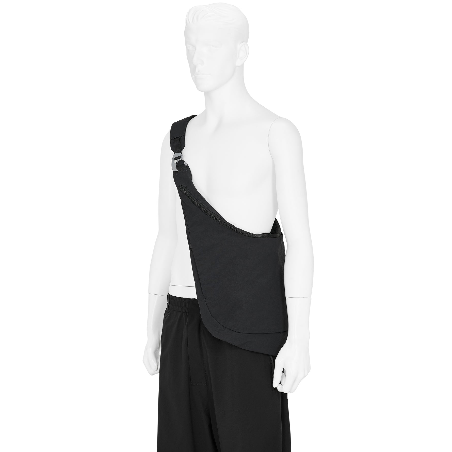 HELICOID SLING BAG BLACK