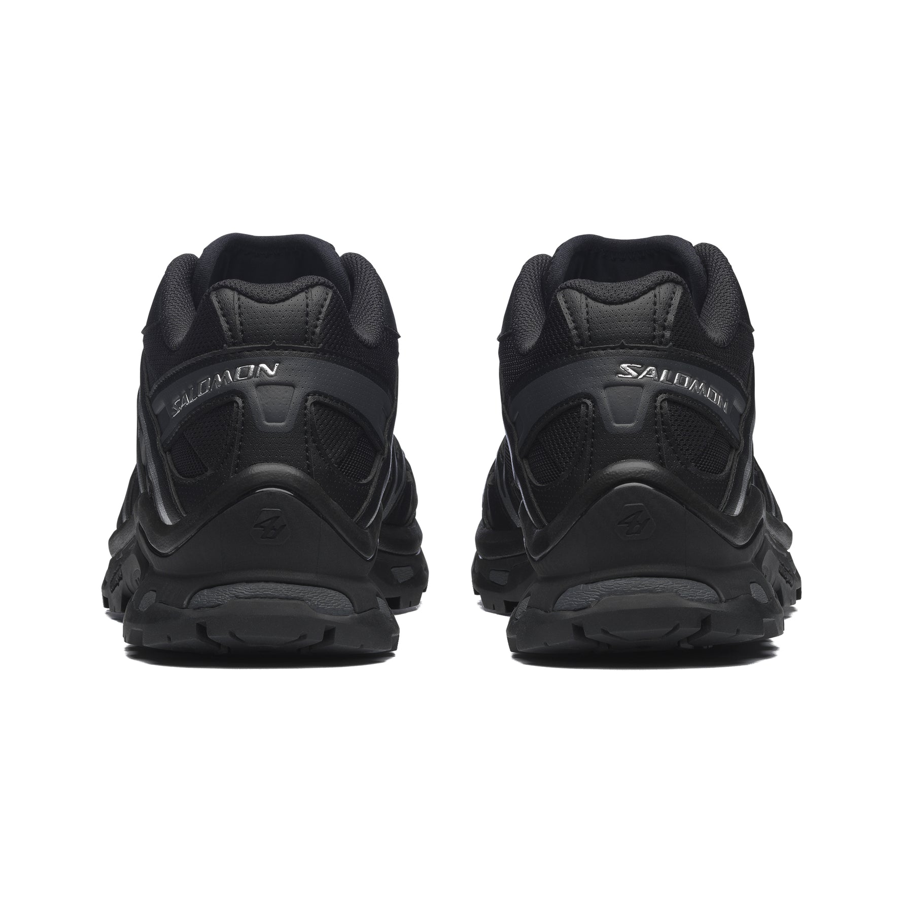 XT-QUEST BLACK ASPHALT FTW SILVER