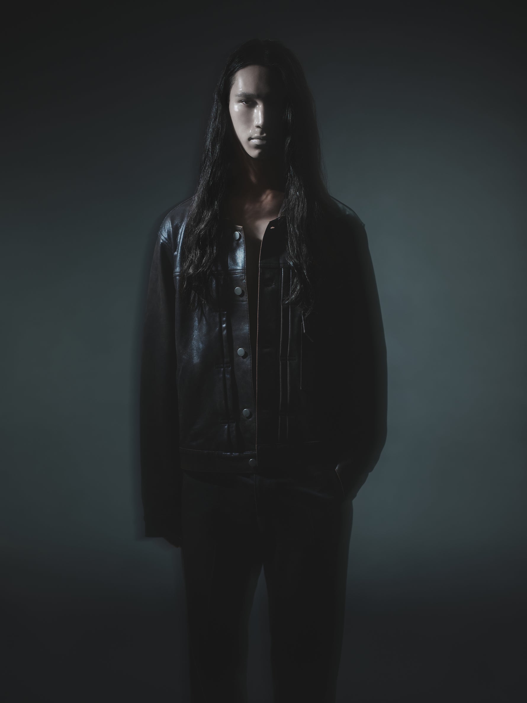 COLLABORATE CRACKED LEATHER DOCKING TRUCKER JACKET BROWN BLACK