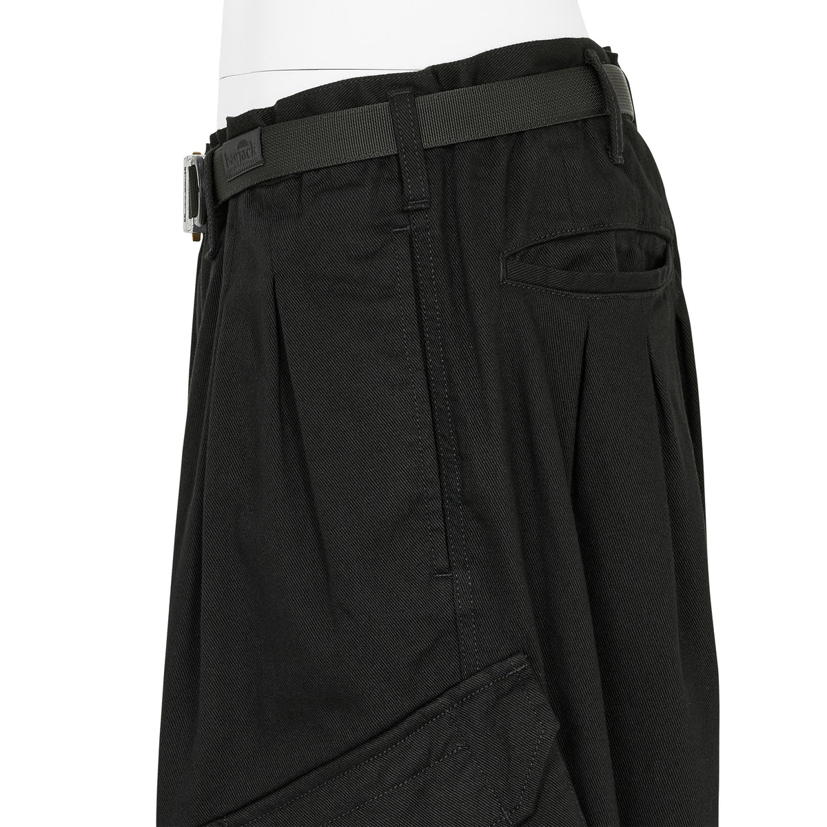12 TUCK CARGO PANTS BLACK