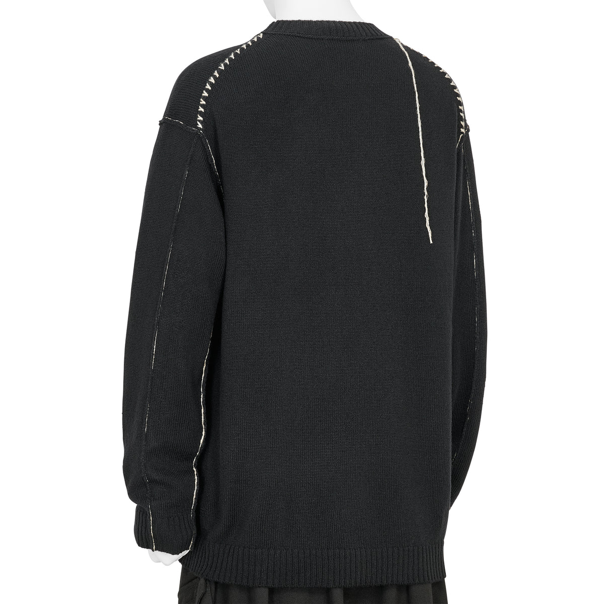EMBROIDERY KNIT BLACK