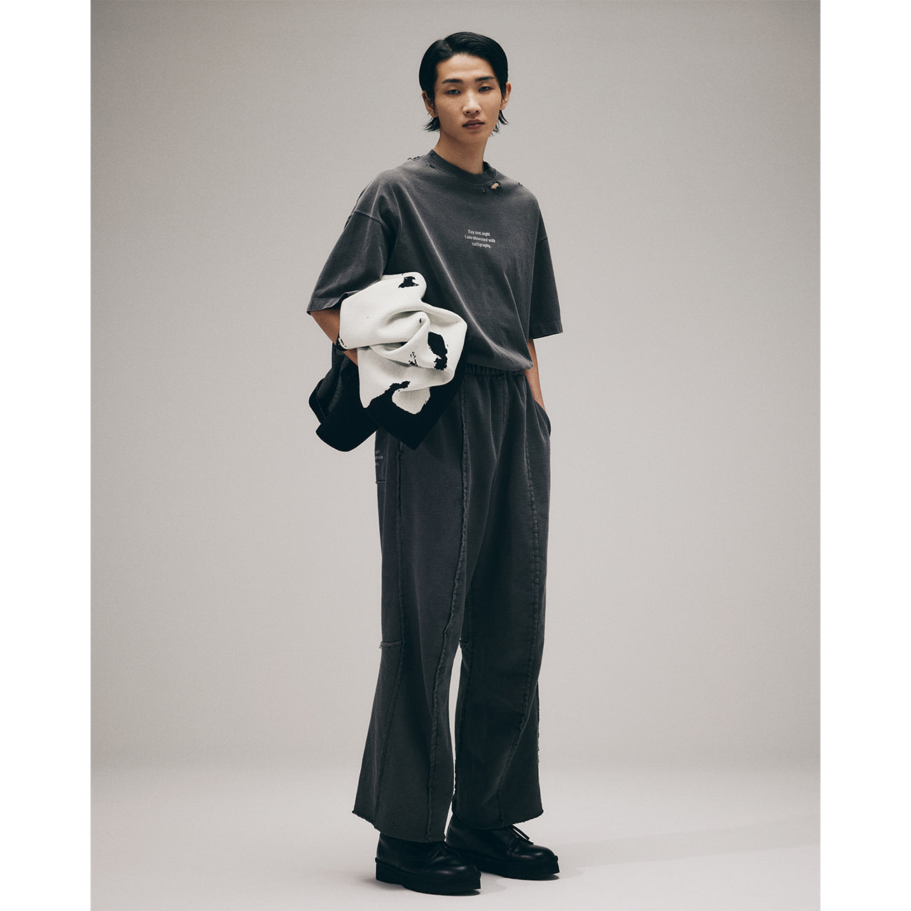 YUICHI INOUE CUT OF SWEAT PANTS BLACK