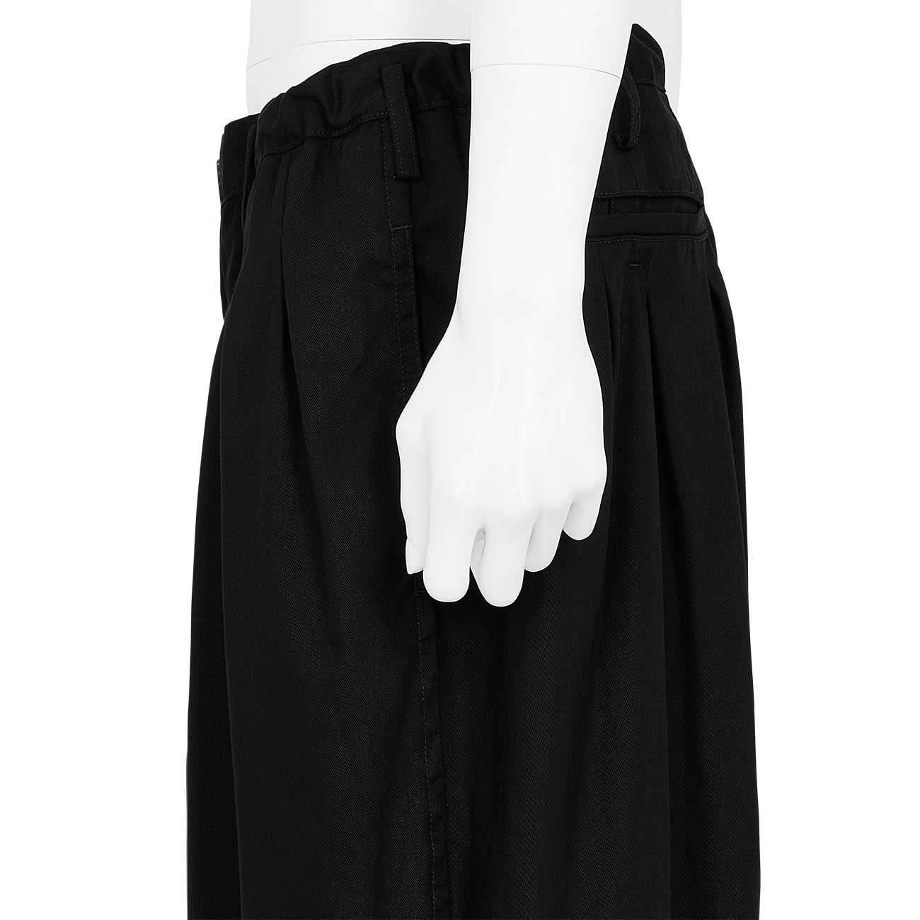 12 TUCK PANTS BLACK
