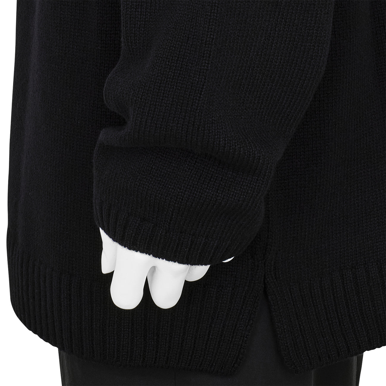 CREW NECK KNIT BLACK