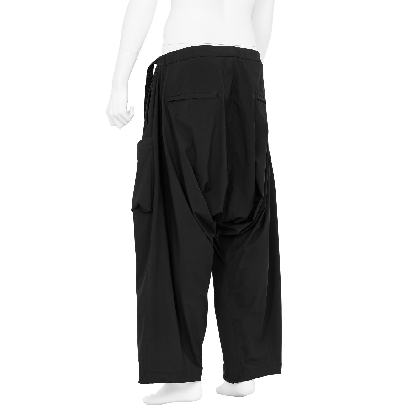 アクロニウム　パンツ　ブラック　P30AL-E P30AL-E ENCAPSULATED NYLON ULTRAWIDE DRAWCORD CARGO TROUSER
