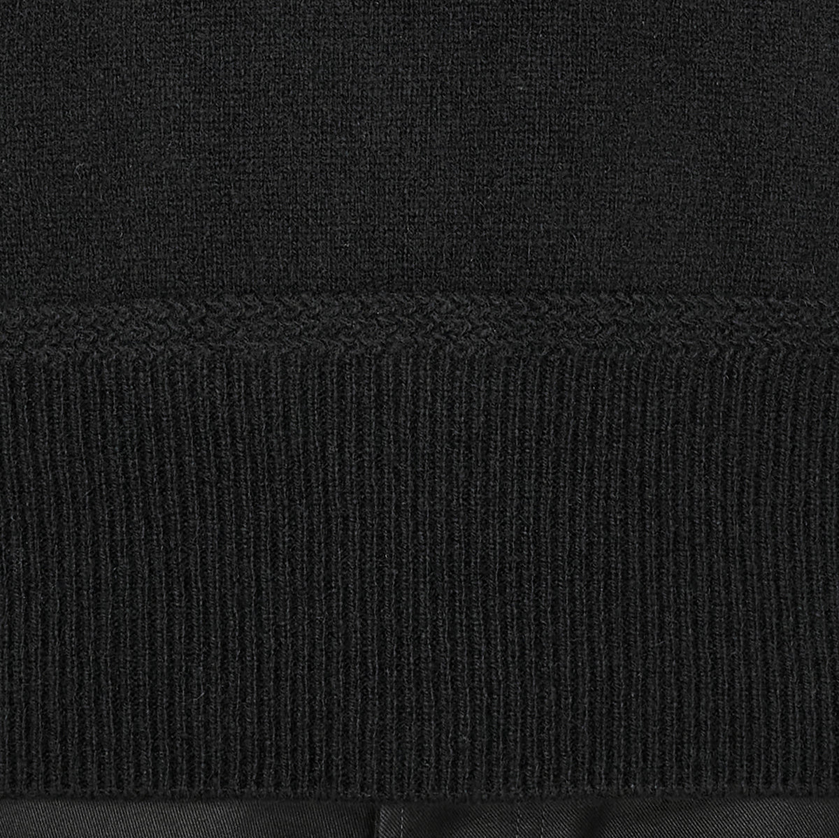 LOT.507 ATHLETIC CREWNECK KNIT BLACK