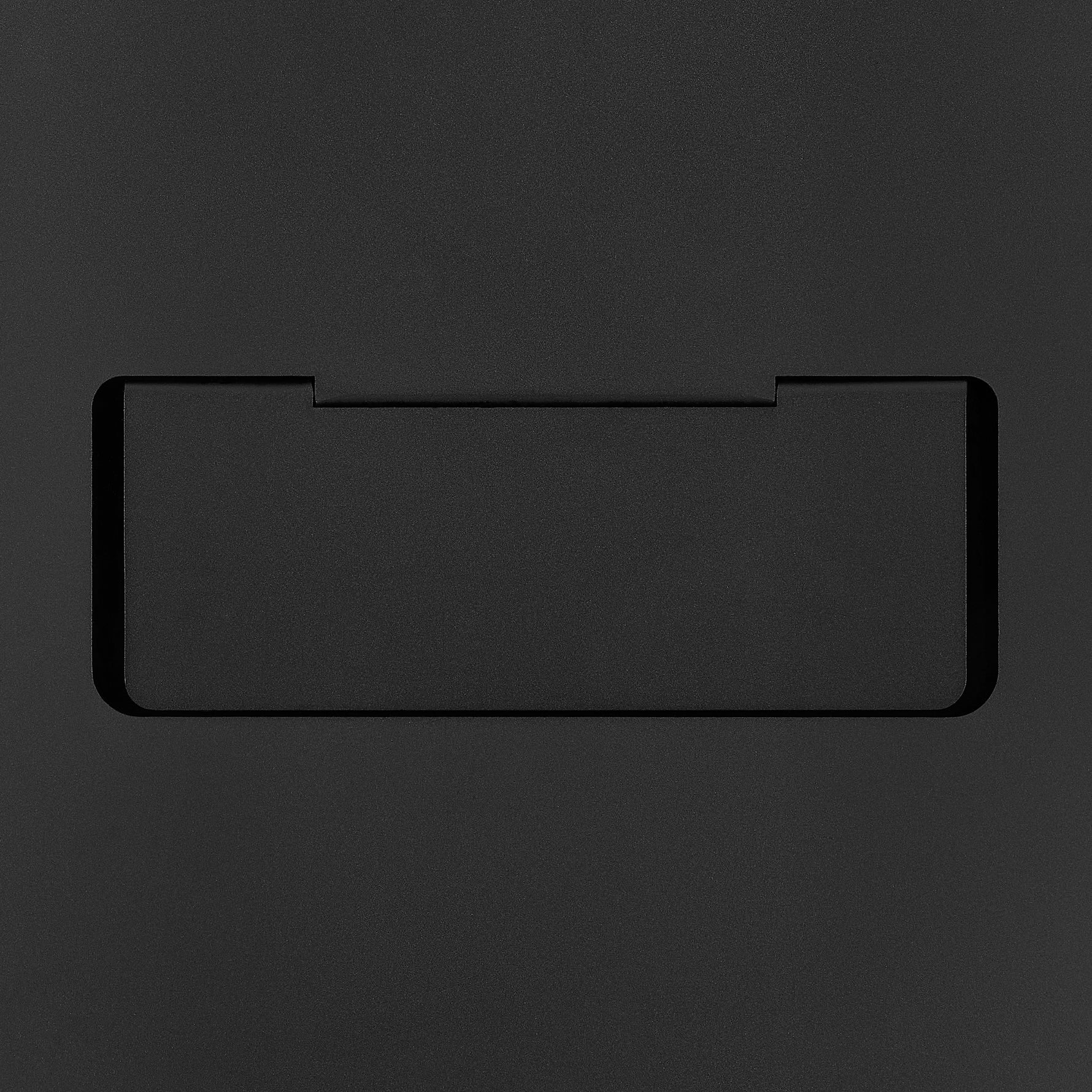 iPhone 16 , 16 PLUS , 17 CASE ( BLACK MATTE ) BLACK