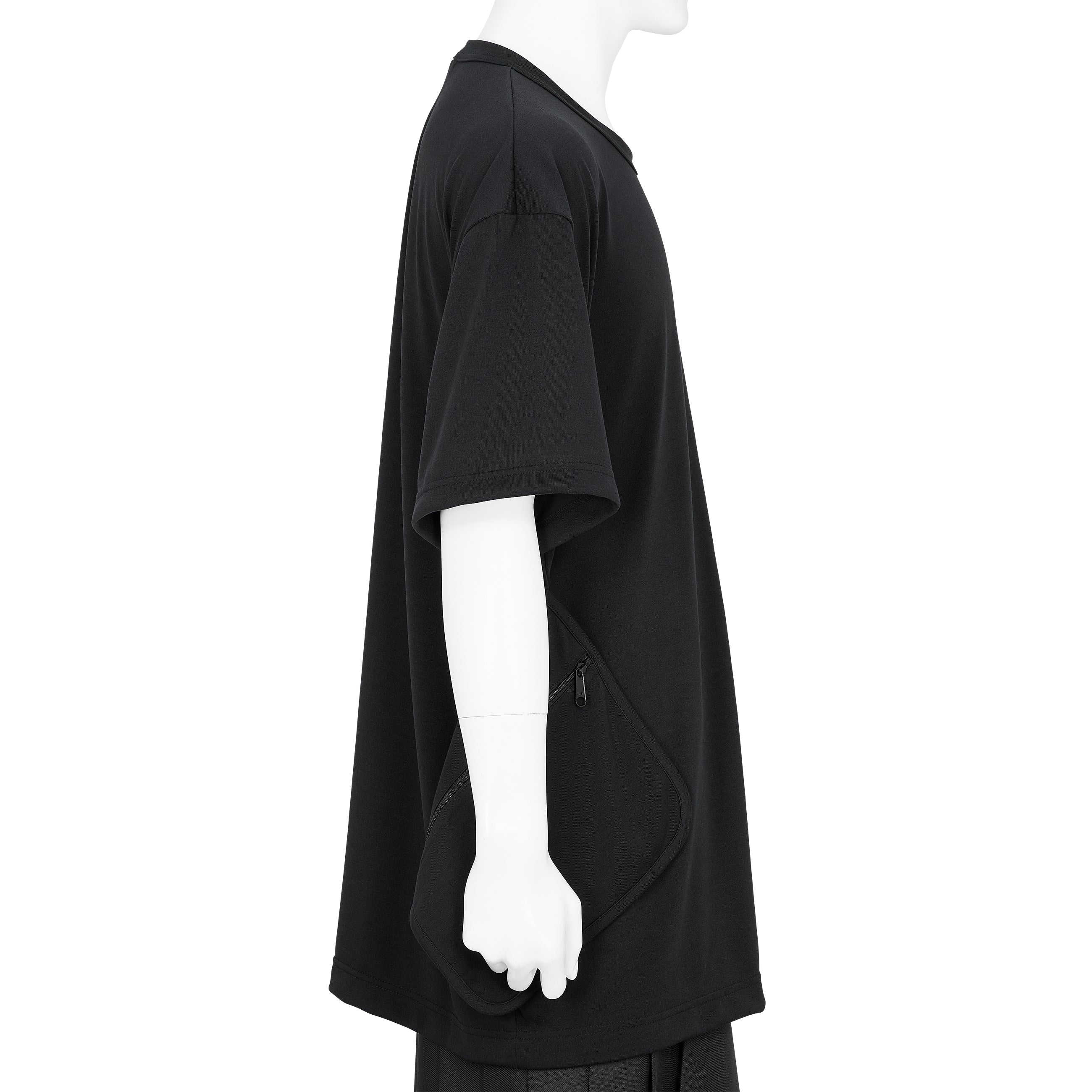 POLYESTER TEE SHIRT WITH SIDE POCKET BLACK