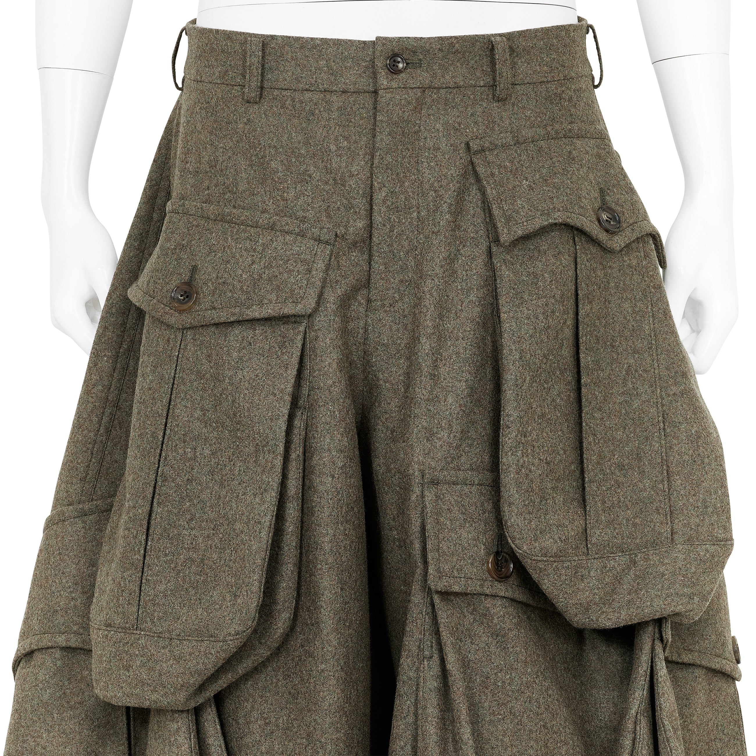 WIDE SHORTS WITH POCKET KHAKI GREEN