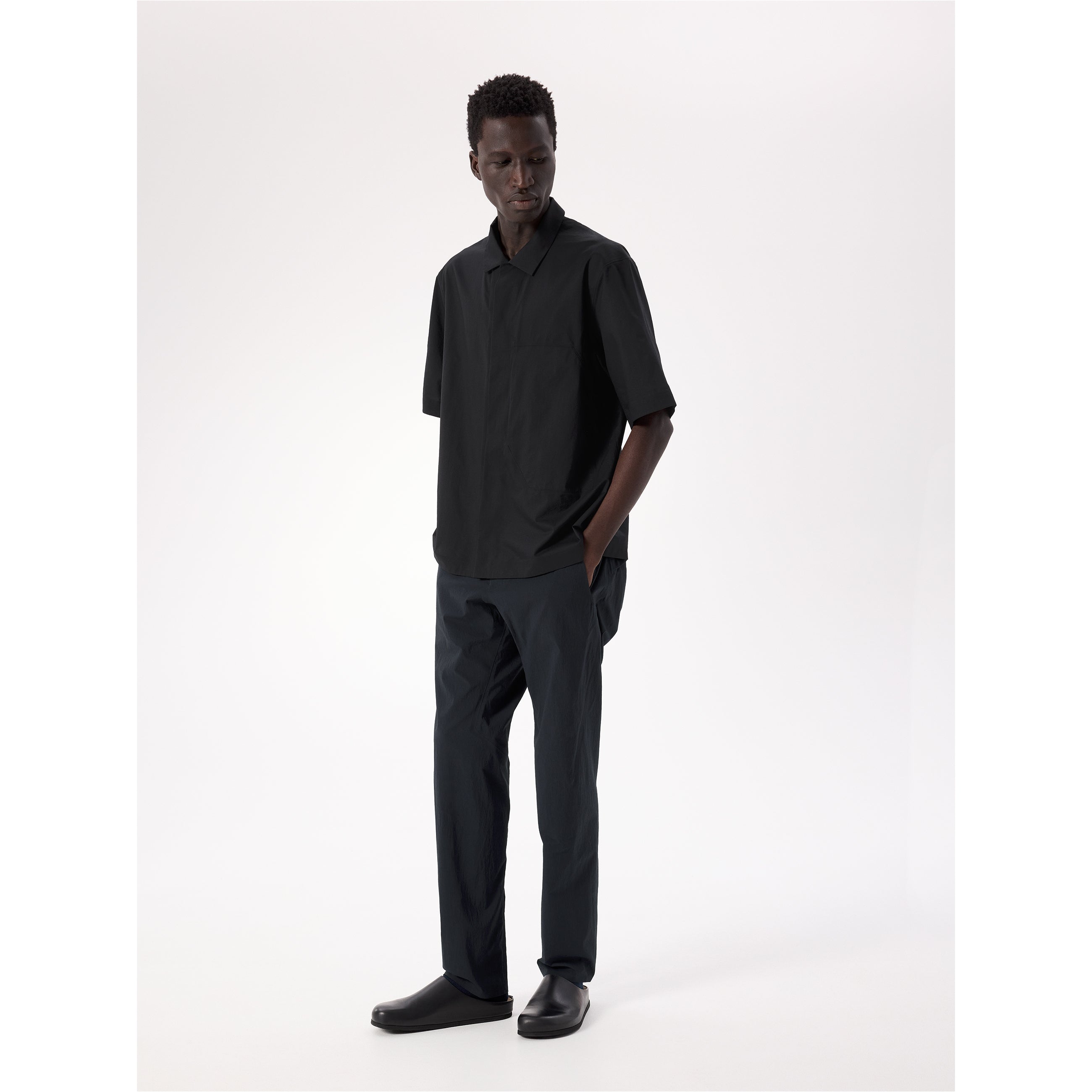 DEMLO SS SHIRT BLACK