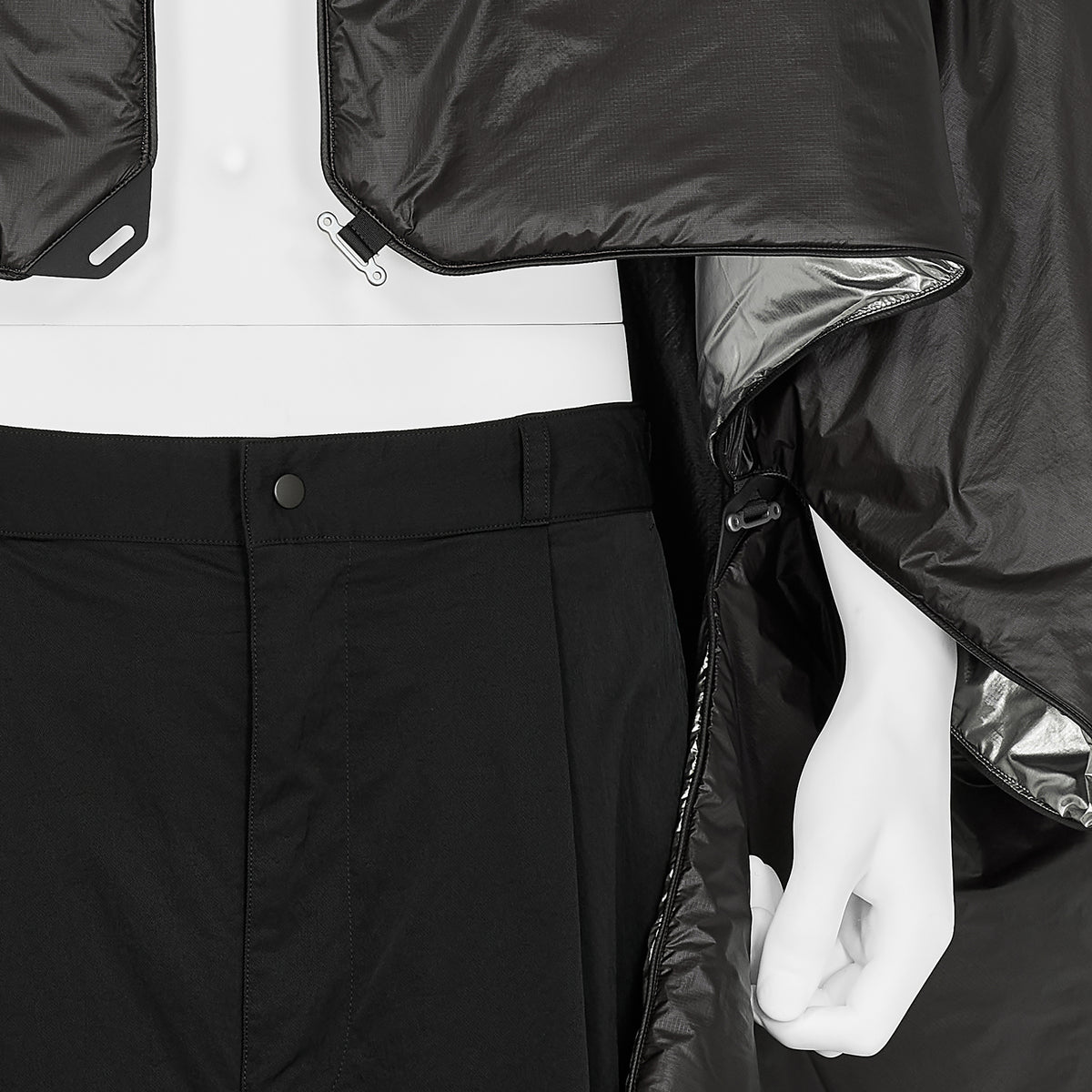 SYNTHETIC INSULATED BLANKET AFTER DARK