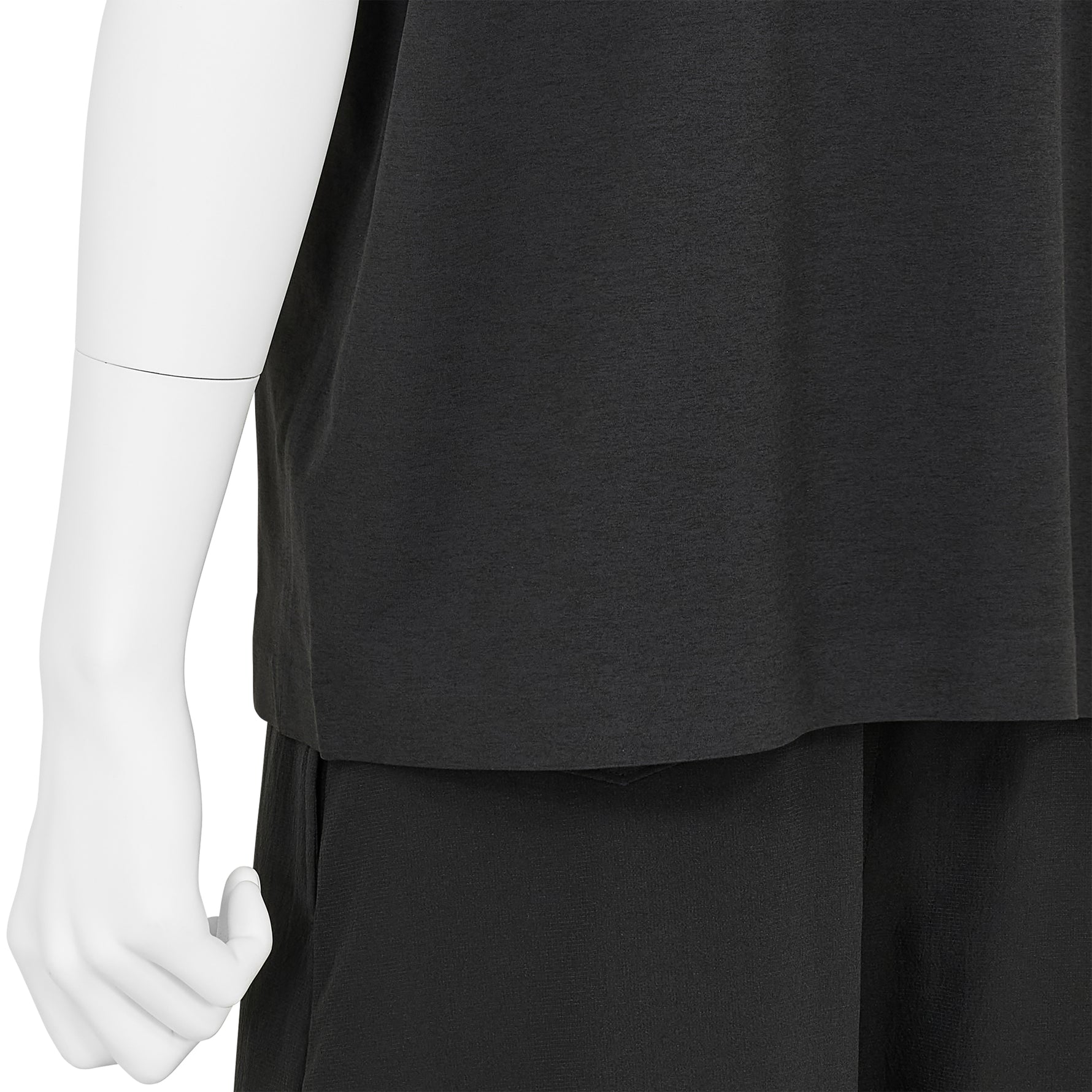 METRON SS TEE BLACK