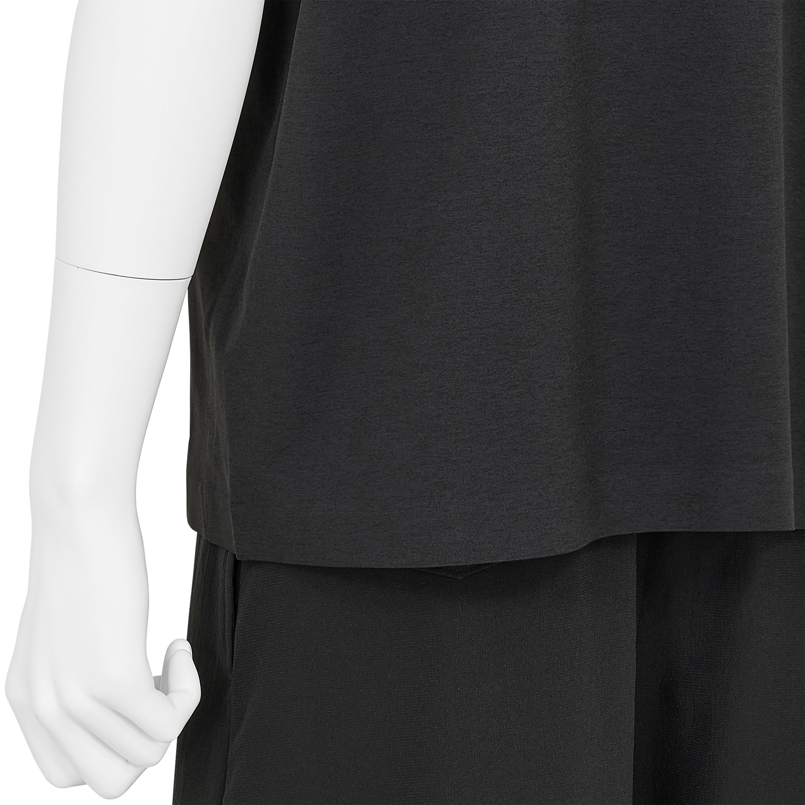 METRON SS TEE BLACK
