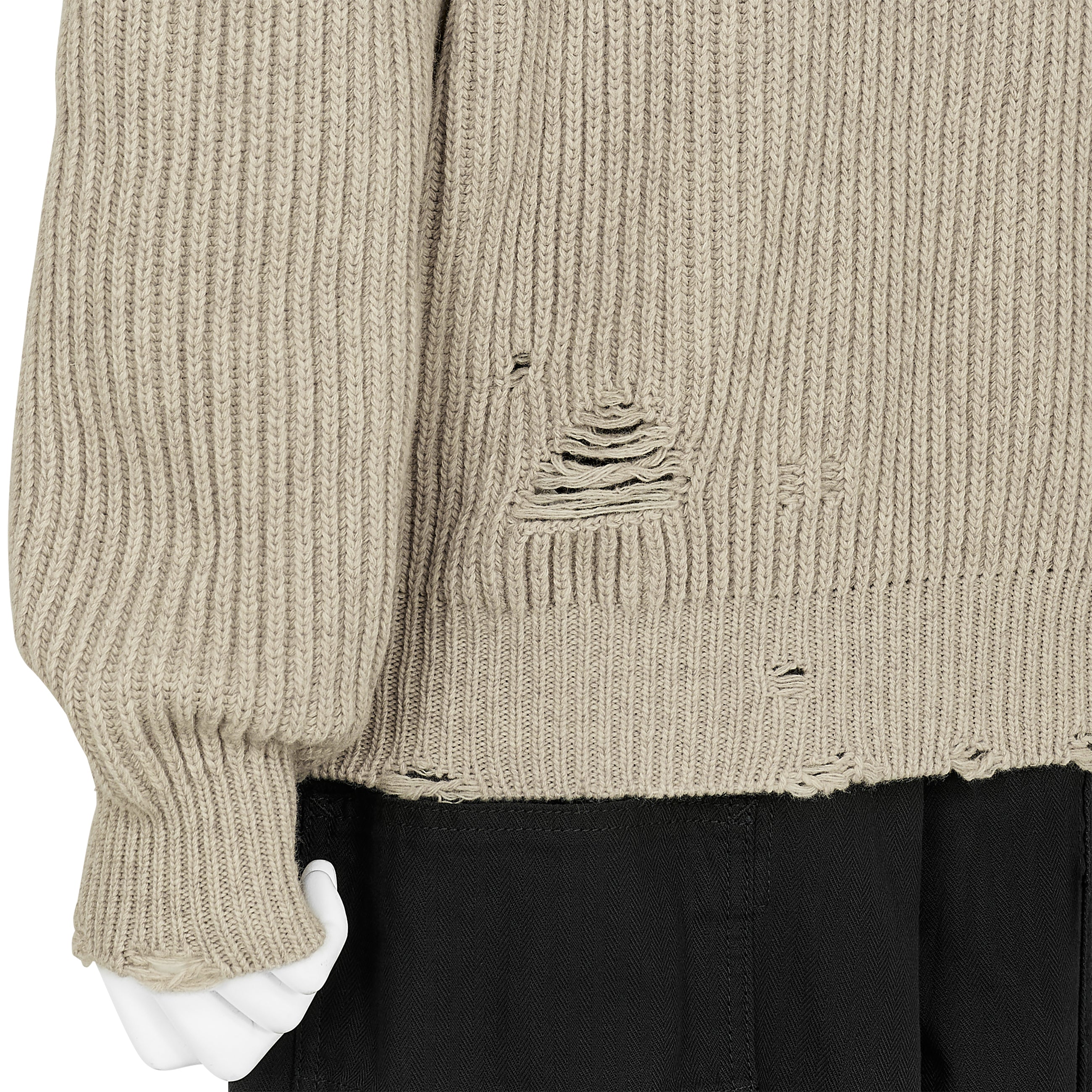 DAMAGED V NECK KNIT IVORY