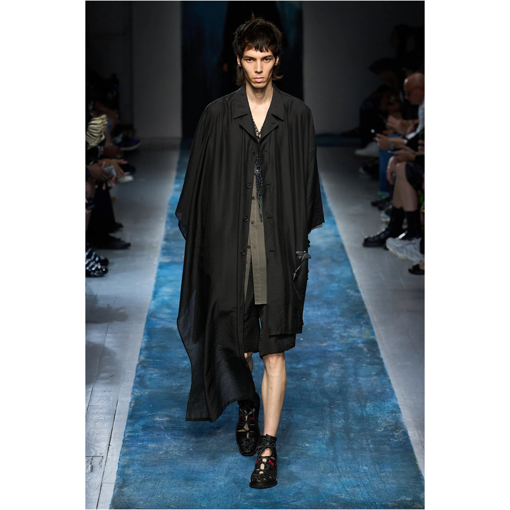 PATCH POCKET SHORTS BLACK