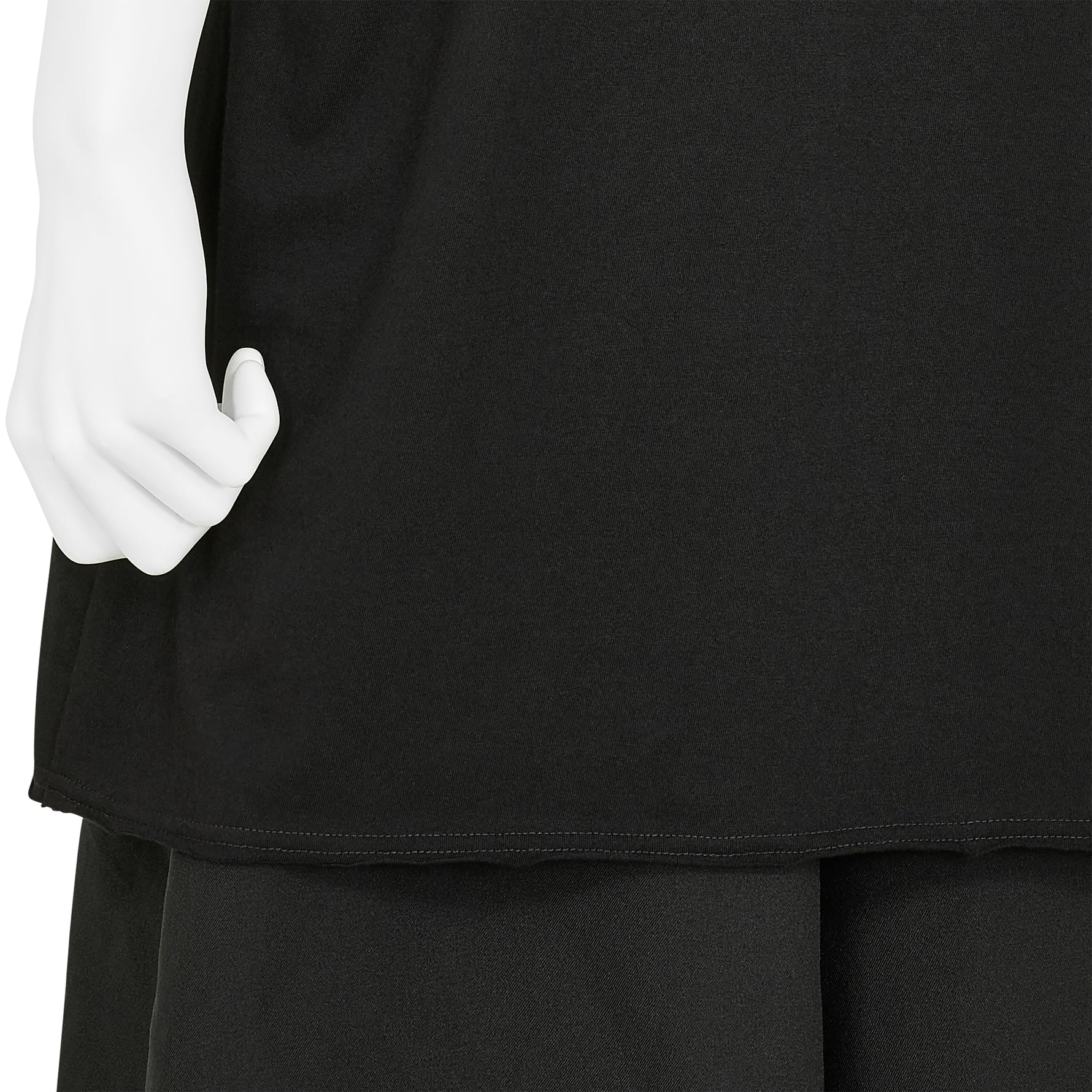 COTTON JERSEY SLIT ROUND NECK TEE BLACK
