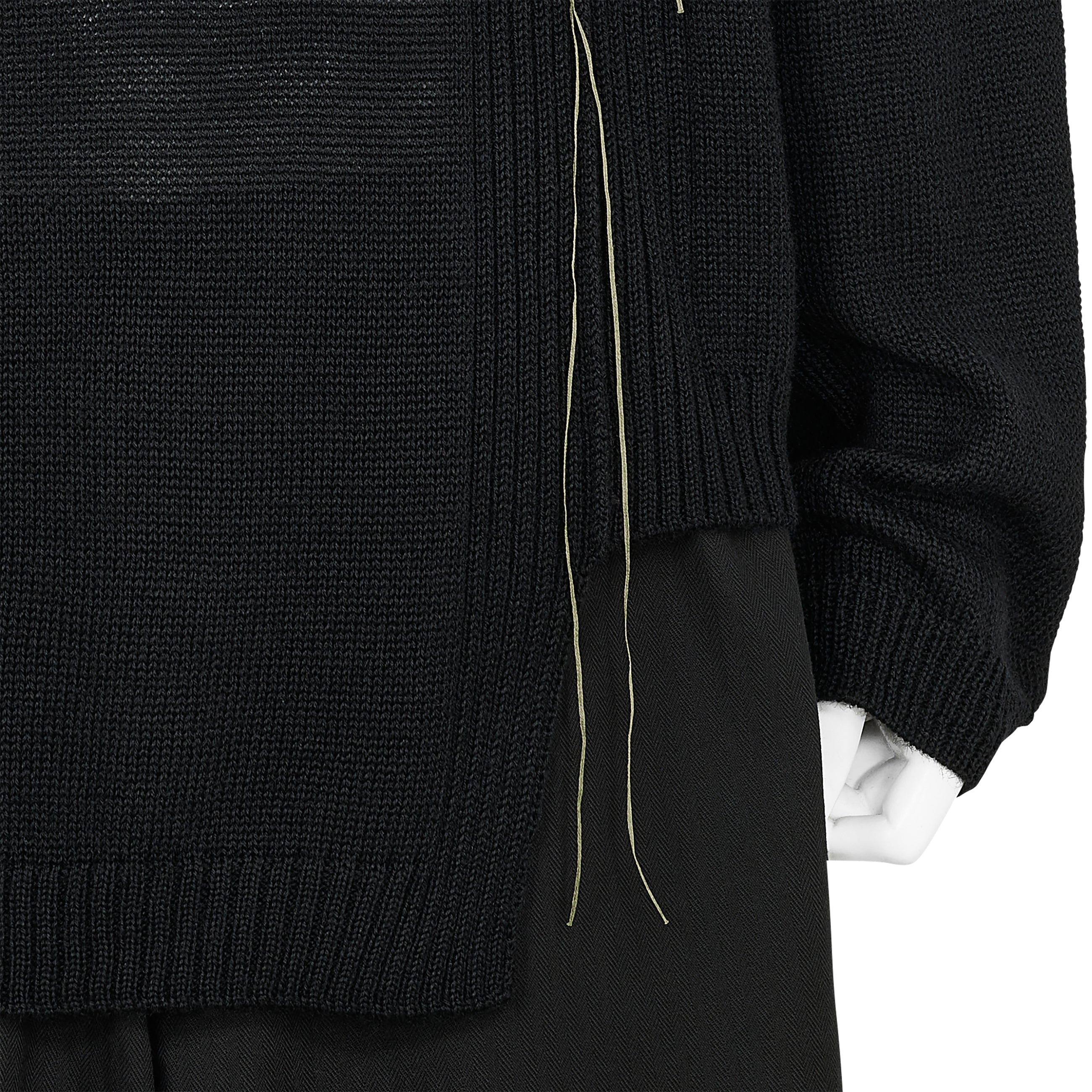 PLAIN STITCH EMBROIDERY CREW NECK KNIT BLACK