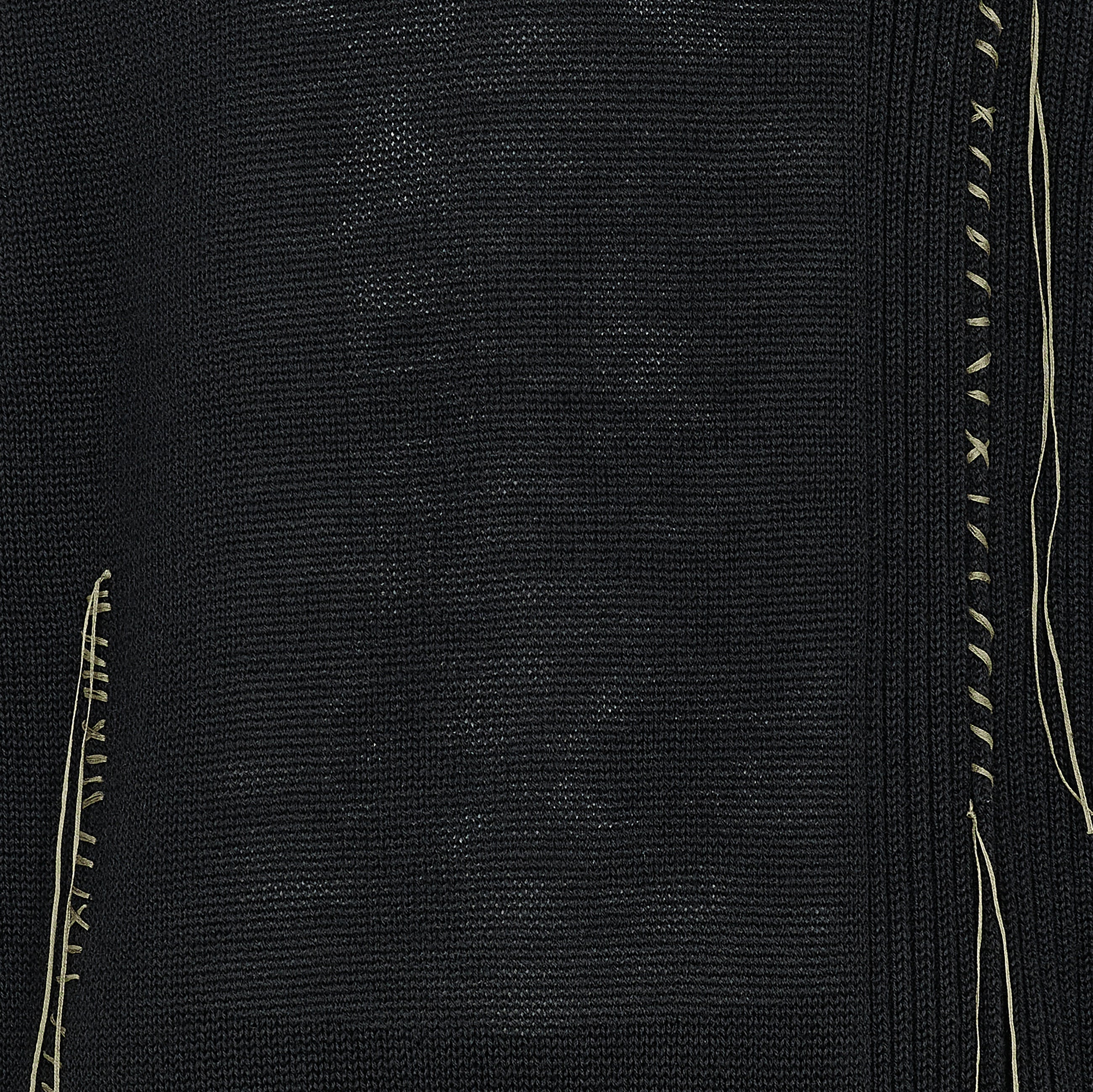 PLAIN STITCH EMBROIDERY CREW NECK KNIT BLACK