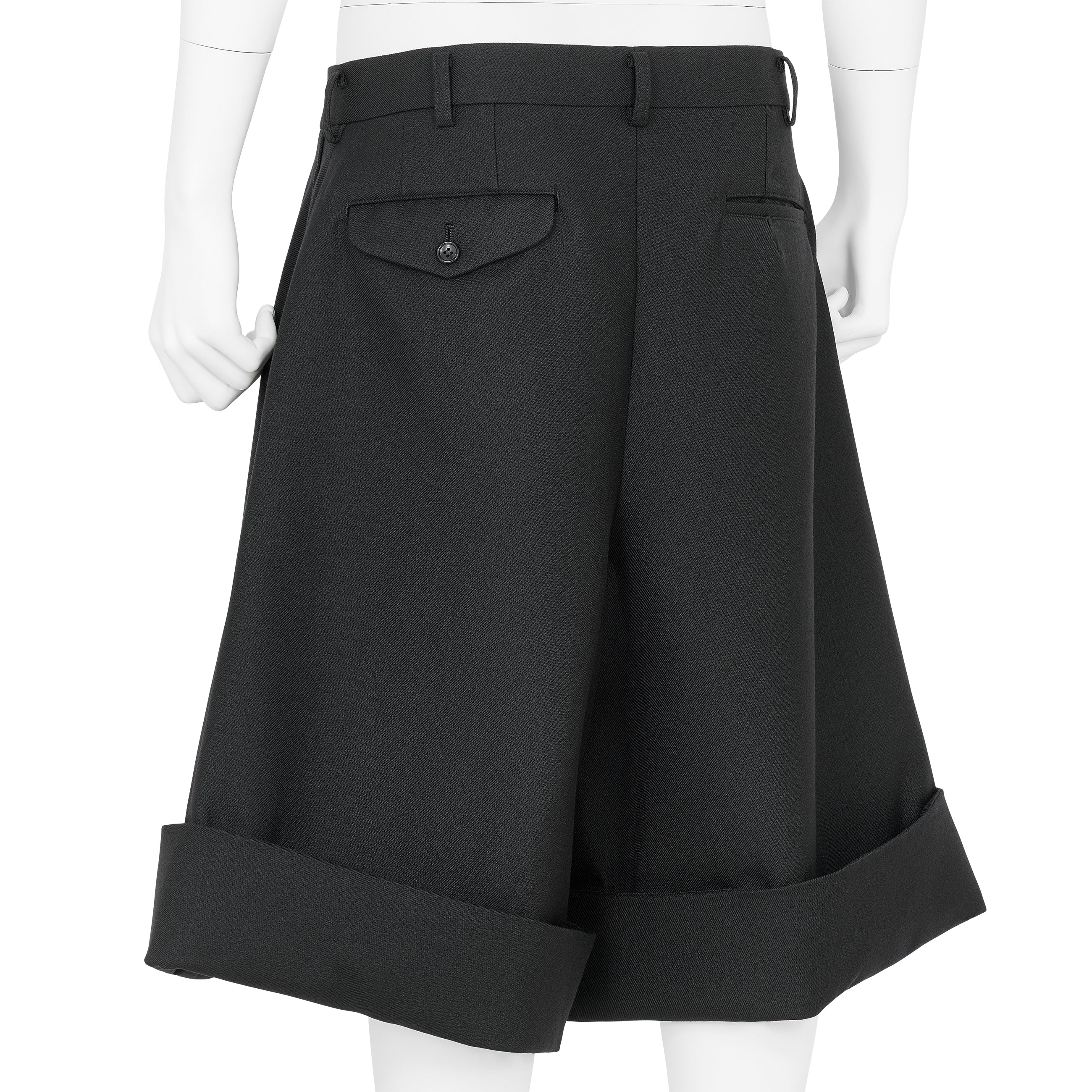 HEM DOUBLE SHORTS BLACK