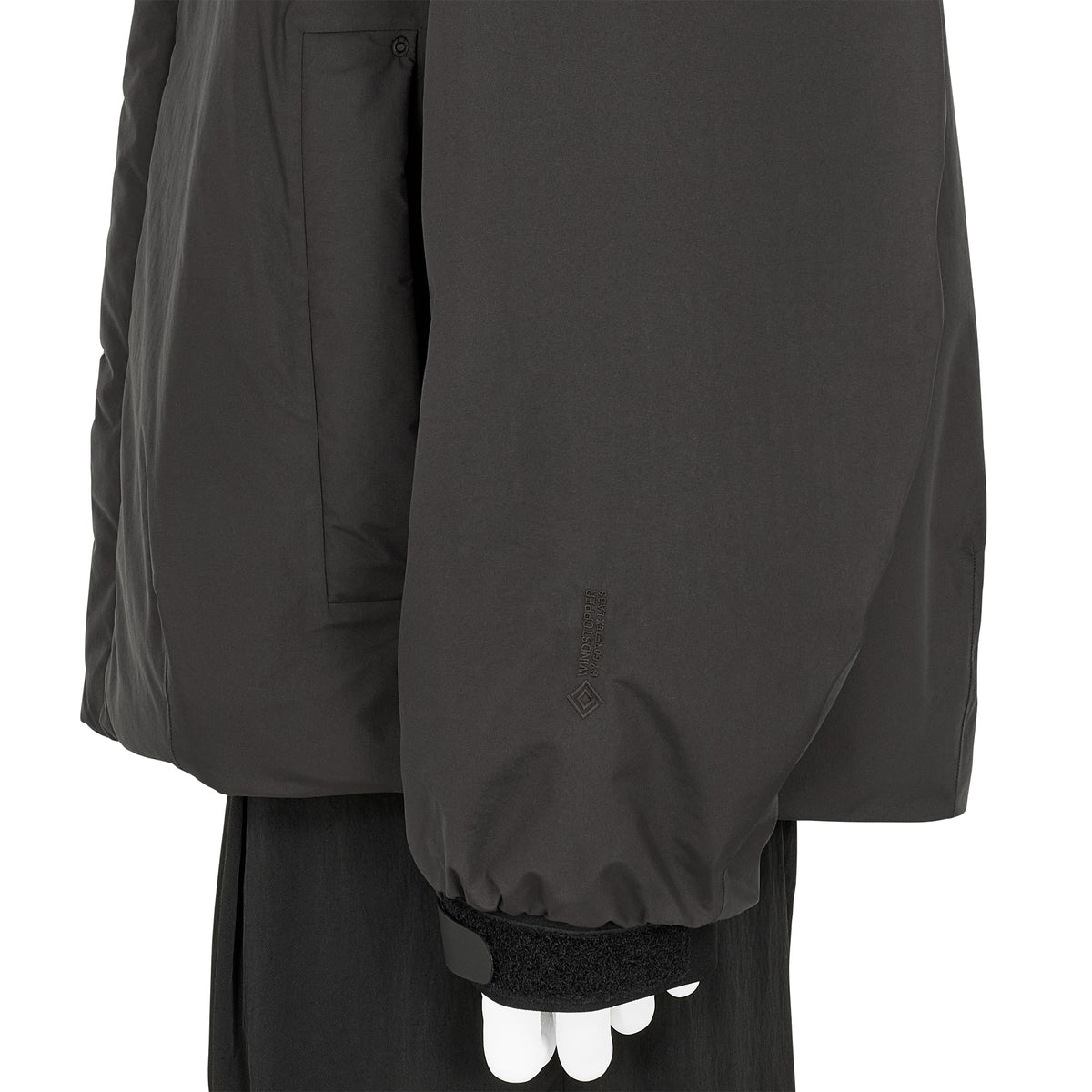 GORE-TEX WINDSTOPPER PADDED JACKET BIOTITE