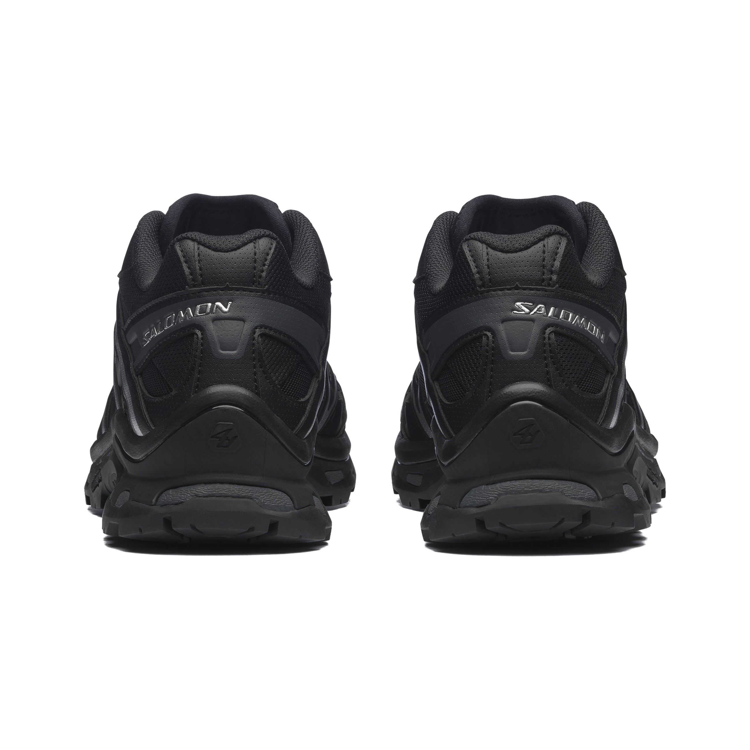 XT-QUEST BLACK ASPHALT FTW SILVER
