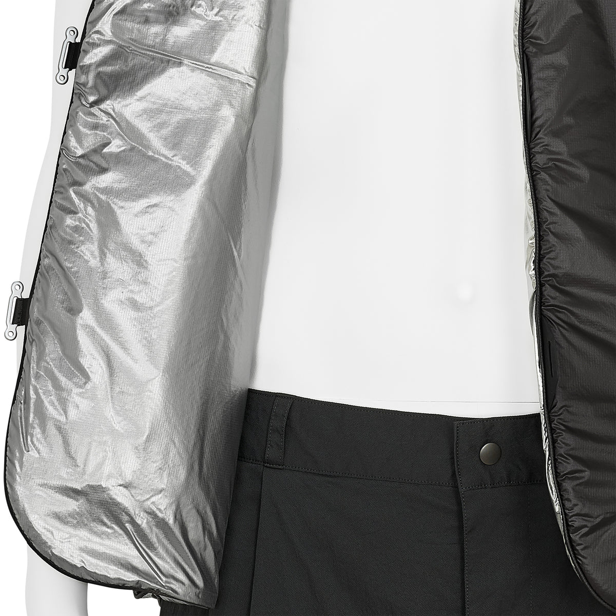 SYNTHETIC INSULATED VEST AFTER DARK