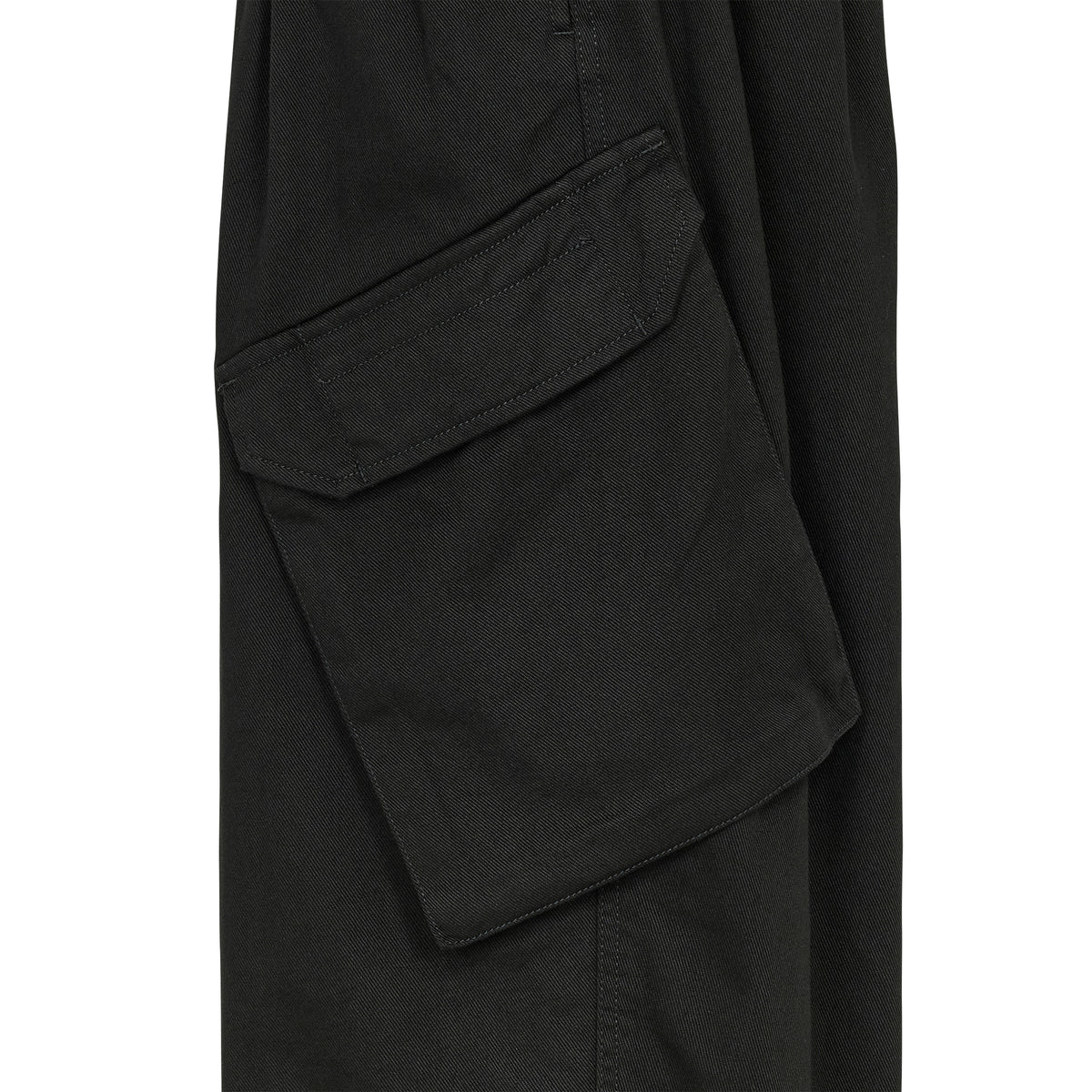 12 TUCK CARGO PANTS BLACK