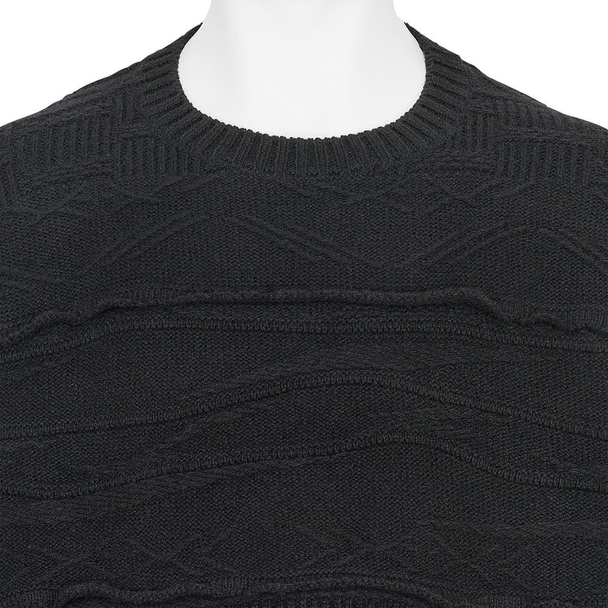 RELIEF KNIT BLACK
